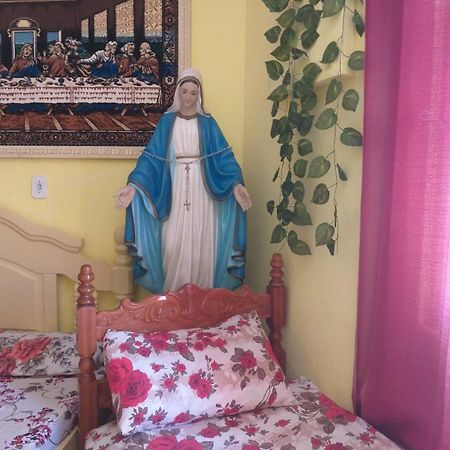 Villa Casa Da Tia La Preco Unico Pela Casa Inteira, Cabem Ate 6 Pessoas Proximo Ao Santuario De Aparecida Aparecida  Esterno foto