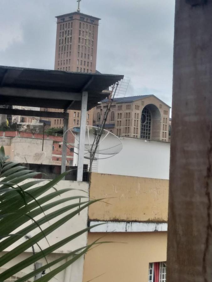 Villa Casa Da Tia La Preco Unico Pela Casa Inteira, Cabem Ate 6 Pessoas Proximo Ao Santuario De Aparecida Aparecida  Esterno foto