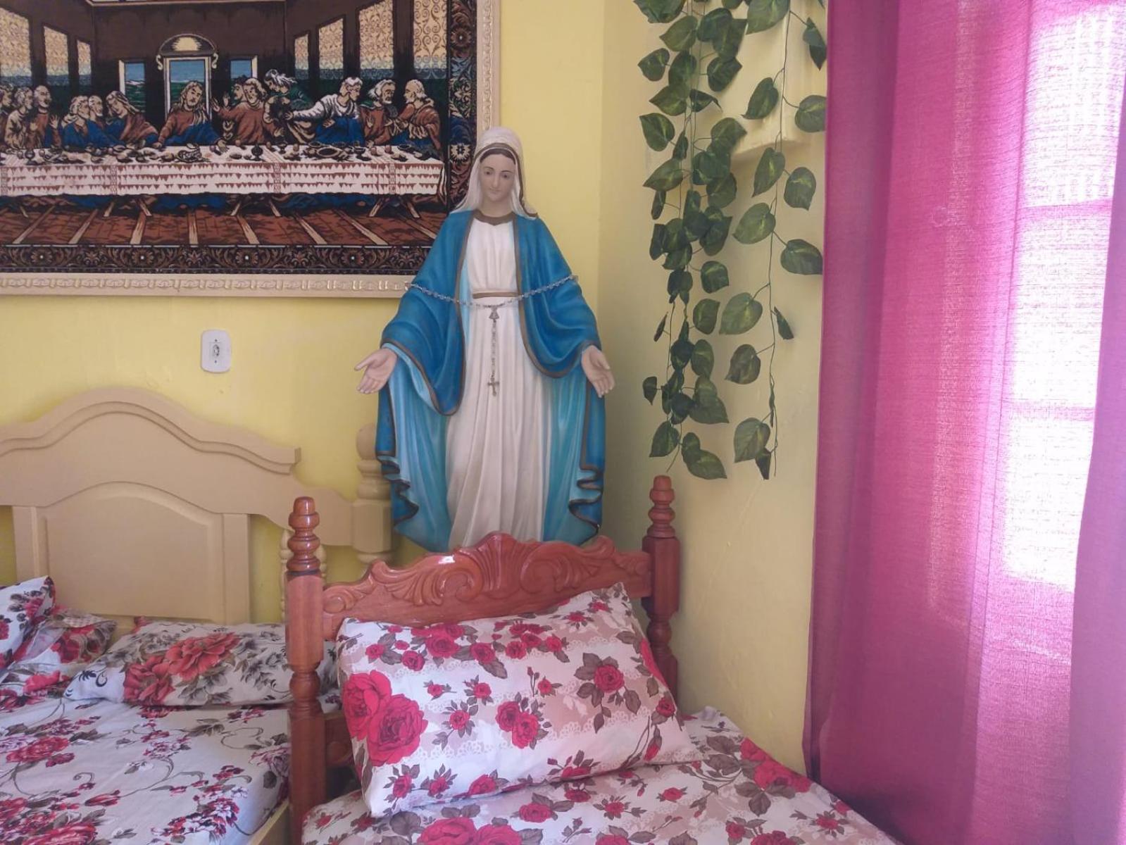 Villa Casa Da Tia La Preco Unico Pela Casa Inteira, Cabem Ate 6 Pessoas Proximo Ao Santuario De Aparecida Aparecida  Esterno foto