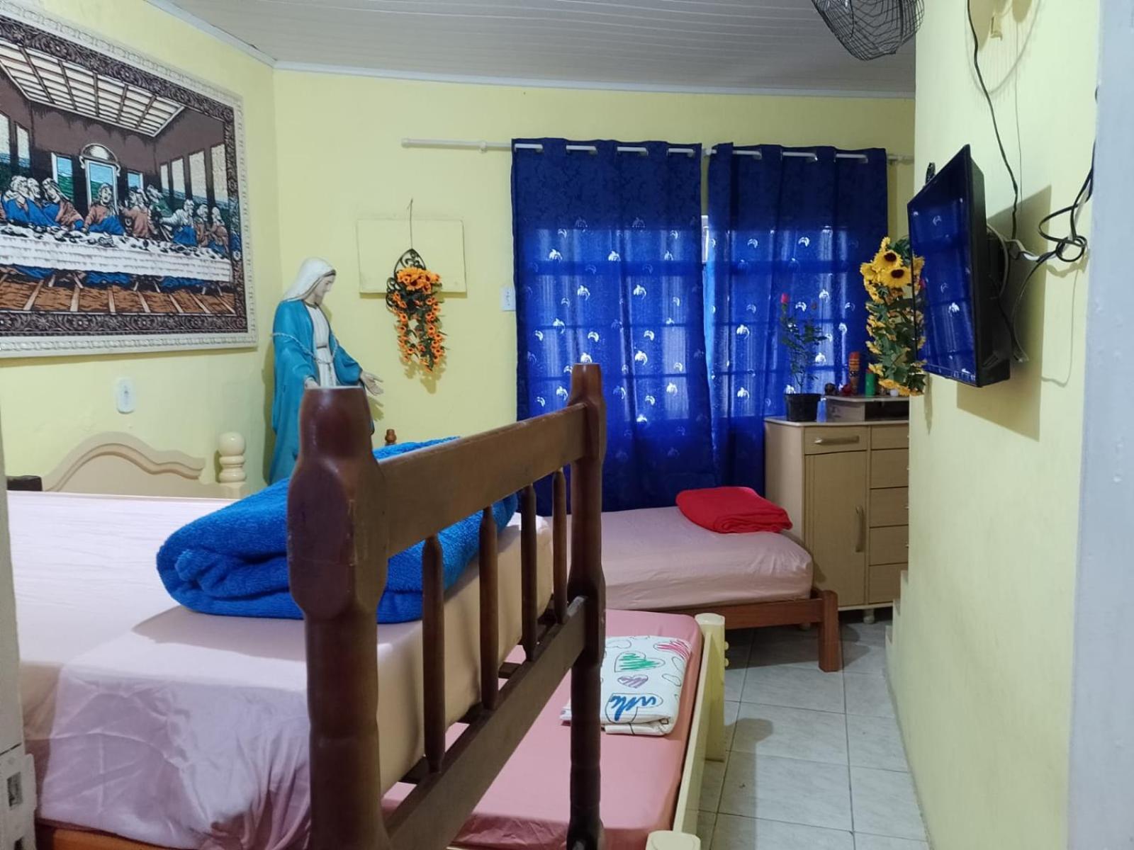 Villa Casa Da Tia La Preco Unico Pela Casa Inteira, Cabem Ate 6 Pessoas Proximo Ao Santuario De Aparecida Aparecida  Esterno foto